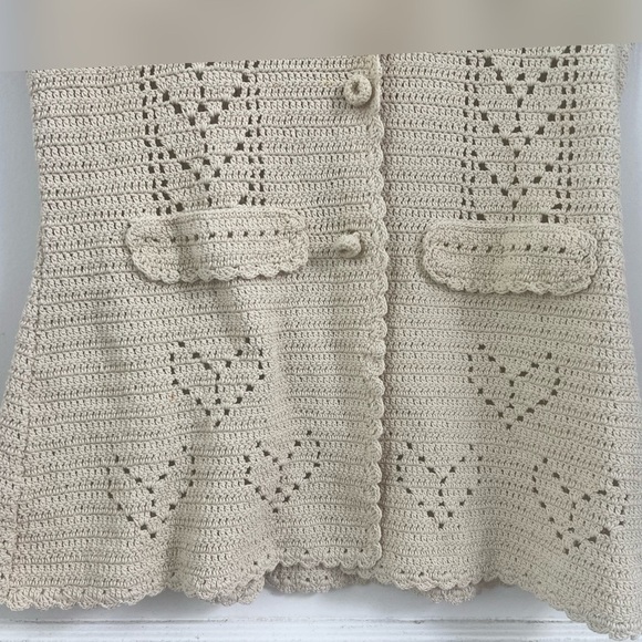 Crochet Heart Cream Boho Button Vest TRENDING Size S - Picture 2 of 3